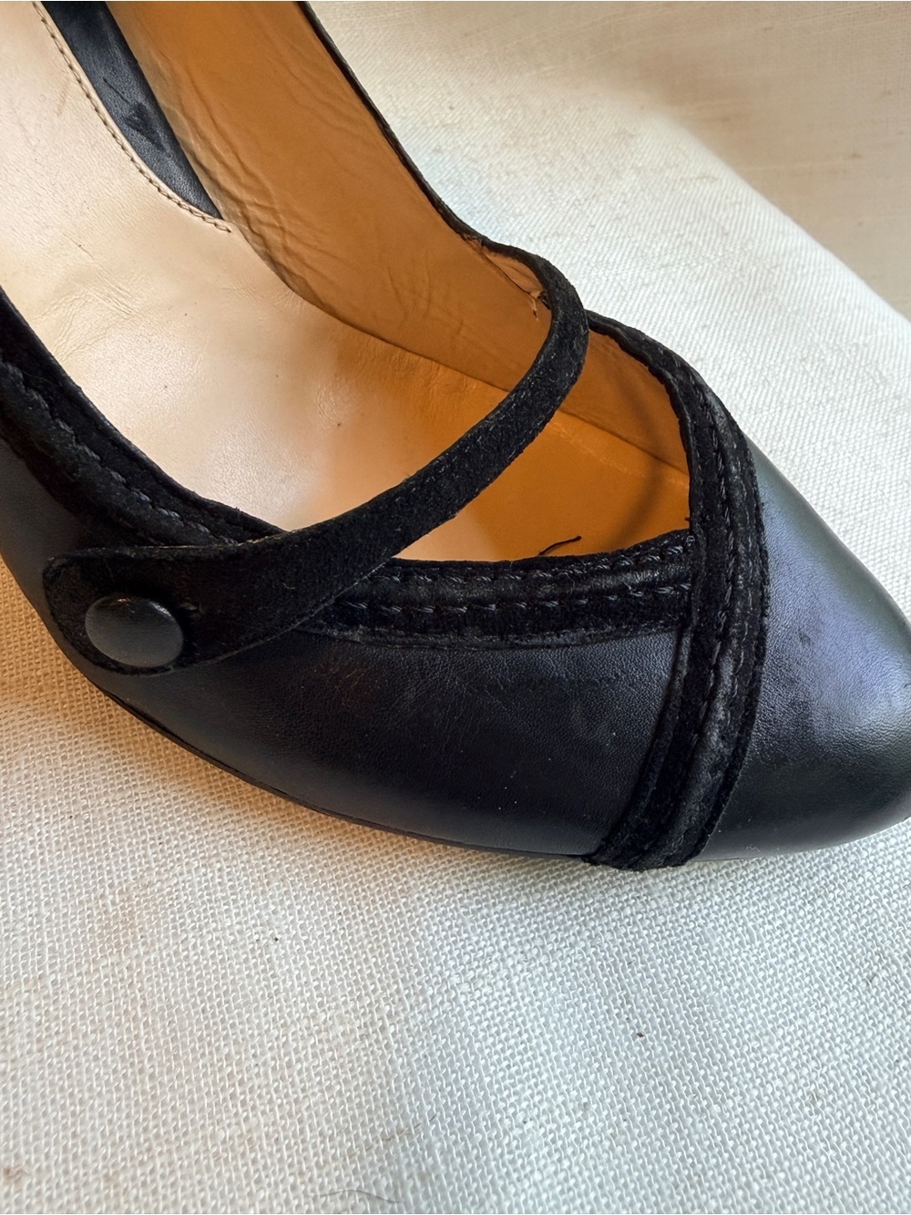 Cole Haan Vintage Black Leather Mary Jane Pumps Heels Size 9B Brazil - Picture 3 of 9